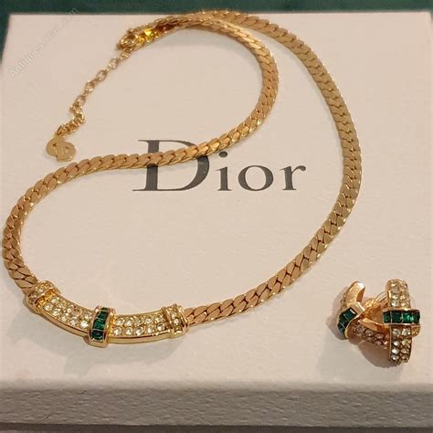 dior necklace and earring set